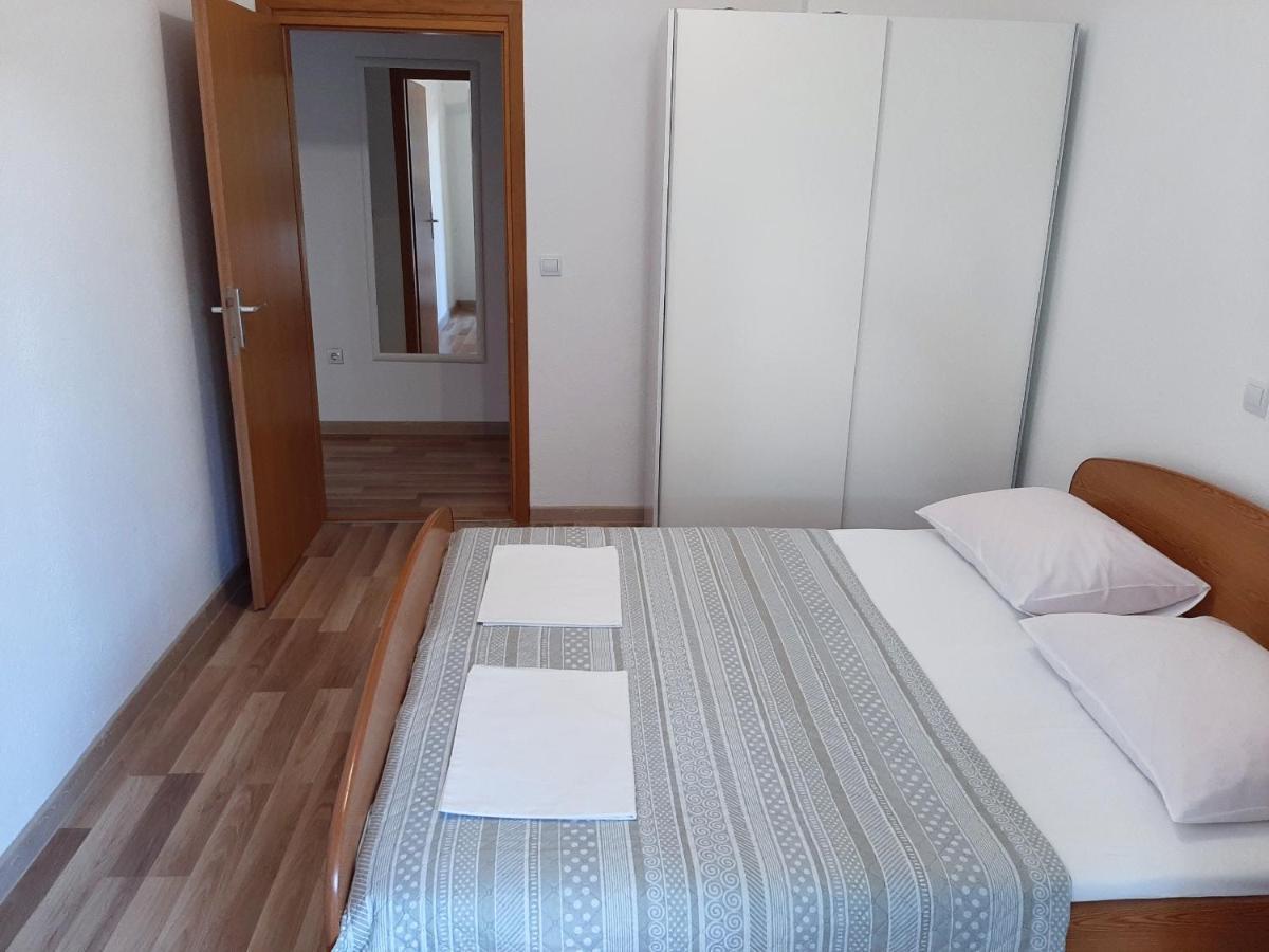 Lux Ground Apartment - Makarska Exterior photo