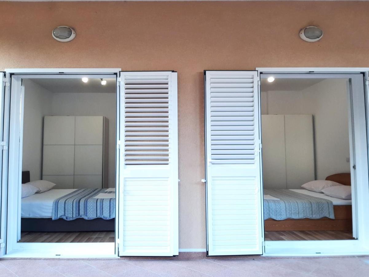 Lux Ground Apartment - Makarska Exterior photo