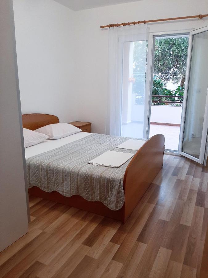 Lux Ground Apartment - Makarska Exterior photo