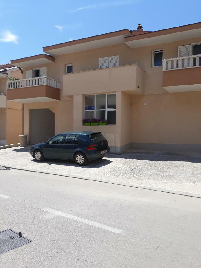 Lux Ground Apartment - Makarska Exterior photo